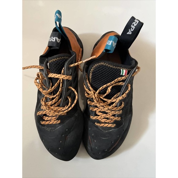 Scarpa Womens Rock Climbing Shoes Size 37.5 US 6.5 (*fits like a VERY snug US 6) - Picture 4 of 13